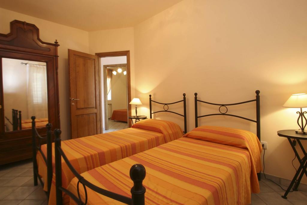 Lo Scoglio - Goelba Villa Capoliveri  Room photo